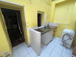  Immeuble � vendre 180 m�