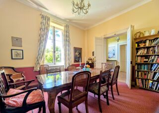  Maison � vendre 8 pi�ces 219 m�