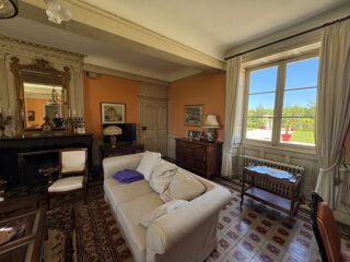  Maison � vendre 10 pi�ces 380 m�