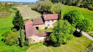  Maison � vendre 9 pi�ces 255 m�