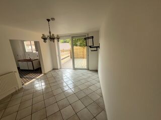  Appartement � louer 5 pi�ces 80 m�