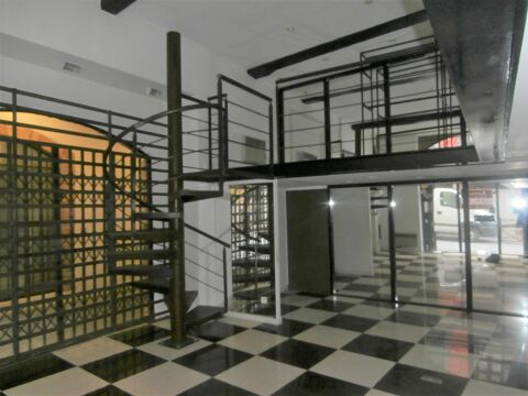   Local commercial  Hypercentre 