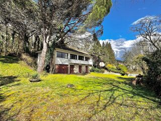  Maison  vendre 7 pices 230 m