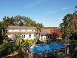  Maison � vendre 8 pi�ces 274 m�