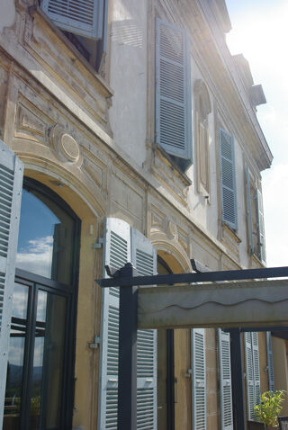  Maison  vendre 15 + pices 360 m