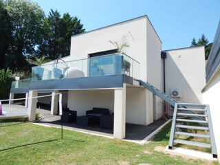  Maison  vendre 6 pices 