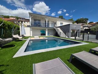  Maison  vendre 6 pices 161 m