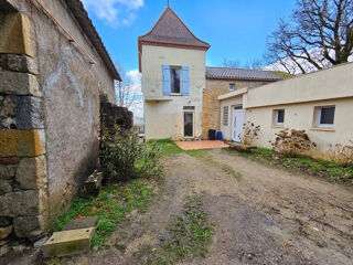 Maison 10 pièces 222 m² · à Prayssac · 222 m² · 299 000 €