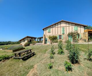  Maison � vendre 7 pi�ces 218 m�