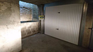  Parking / Garage  louer 20 m