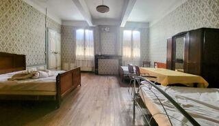  Immeuble � vendre 12 pi�ces 350 m�