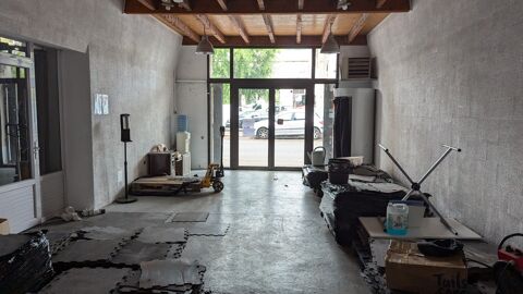 Local commercial avec ext&eacute;rieur 1030 46000 Cahors