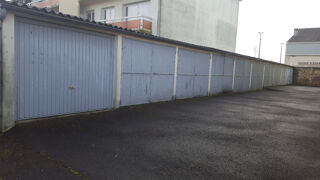  Parking / Garage  louer 15 m Soyaux