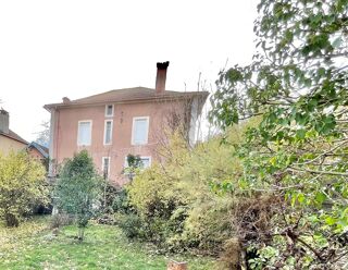  Maison  vendre 7 pices 227 m