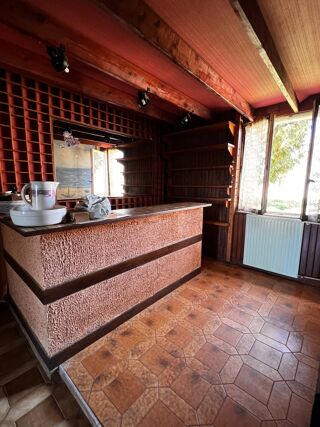  Maison � vendre 9 pi�ces 234 m�