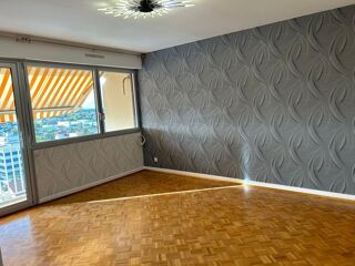  Appartement � vendre 5 pi�ces 1 m�