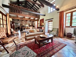  Maison  vendre 6 pices 186 m