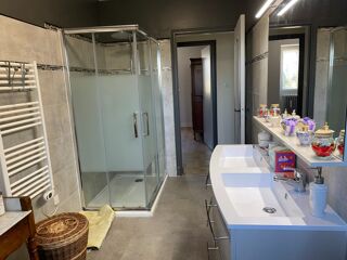  Maison � vendre 10 pi�ces 144 m�