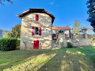  Maison  vendre 7 pices 244 m