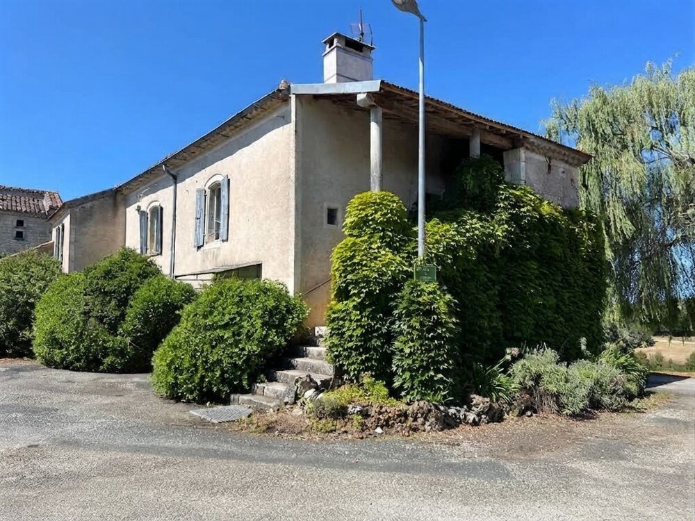 Maison T3 de bourg avec grand garage