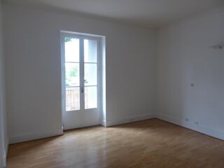  Appartement à louer 1 pièce 49 m²