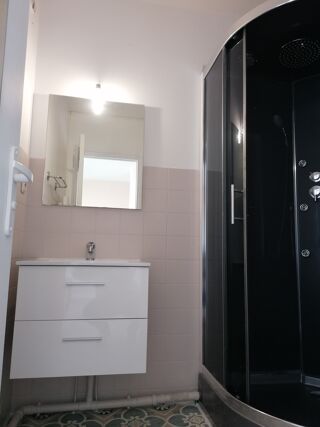  Appartement à louer 1 pièce 27 m²