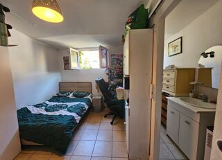 Immeuble à vendre 8 pièces 160 m²