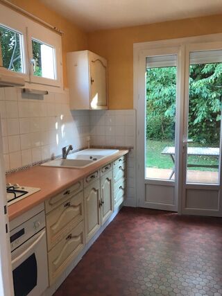  Maison à louer 6 pièces 145 m²