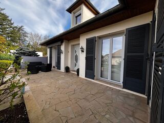  Maison à vendre 8 pièces 165 m²