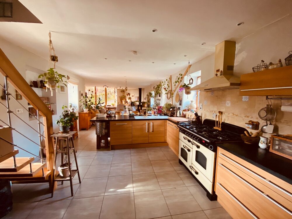 Maison 8 pièces 168 m² · à Le Bourg · 168 m² · 429 840 €