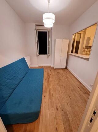 Appartement à louer 1 pièce 25 m²