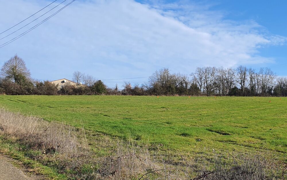 Vente Terrain Terrain à bâtir viabilisé d 1129m² à 21 Km Cahors Sud-Ouest Sauzet