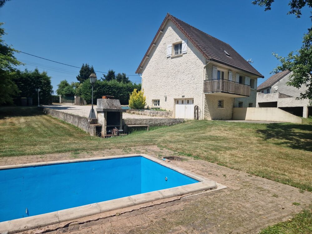 Maison 7 pièces 142 m² · à L Abergement Ste Colombe · 142 m² · 210 000 €