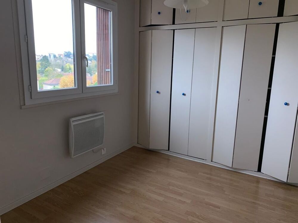 Location Appartement location appartement - 5 pièce(s) Cahors