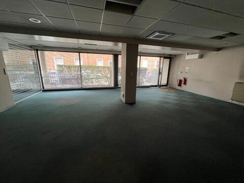   Grand local commercial de 144m² 