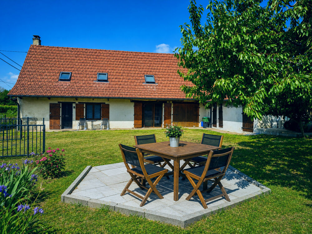 Maison 6 pièces 180 m² · à Clux · 180 m² · 160 000 €