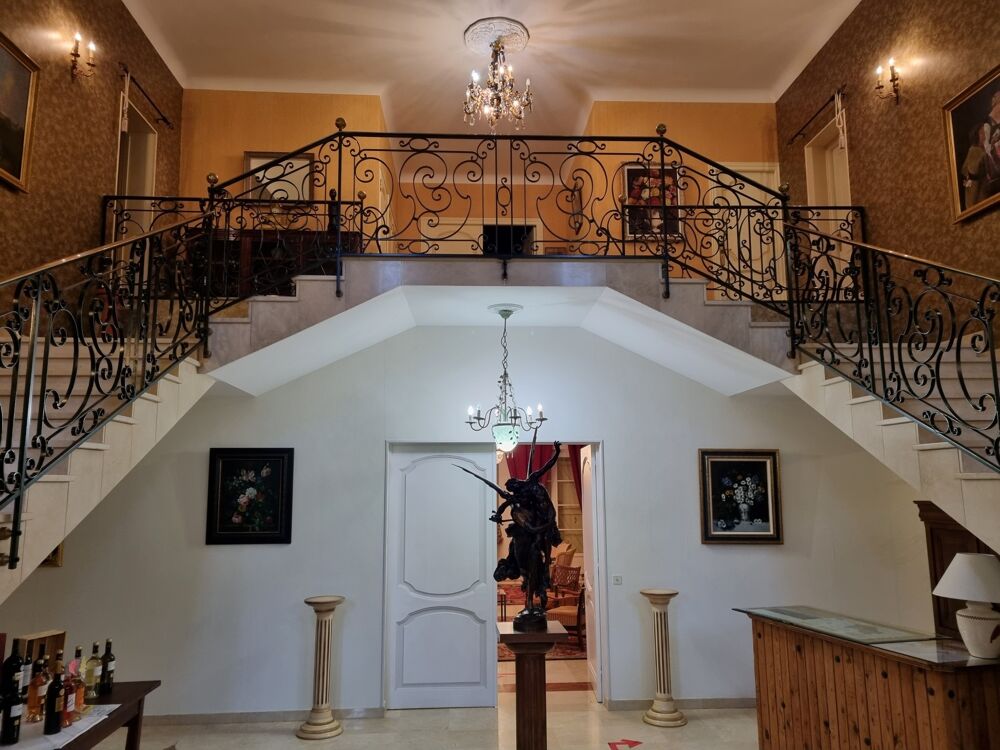 Vente Maison Maison de Maître sur 5 Hectares de terrain Puy l eveque