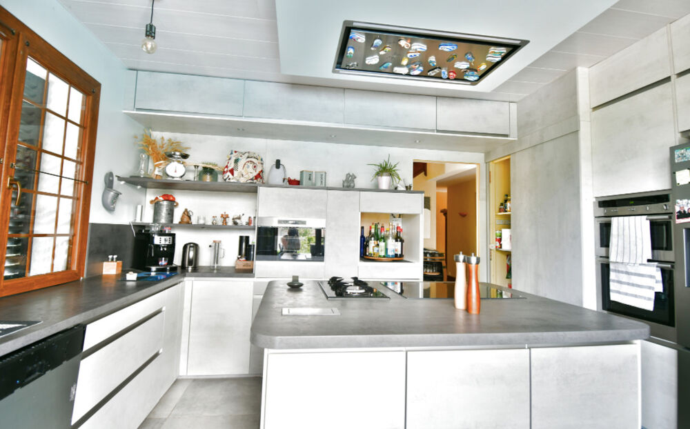 Vente Maison Villa de type 7 Peronnas