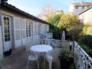  Maison à vendre 15 + pièces 344 m²