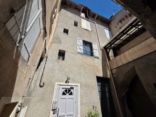  Immeuble à vendre 14 pièces 309 m²
