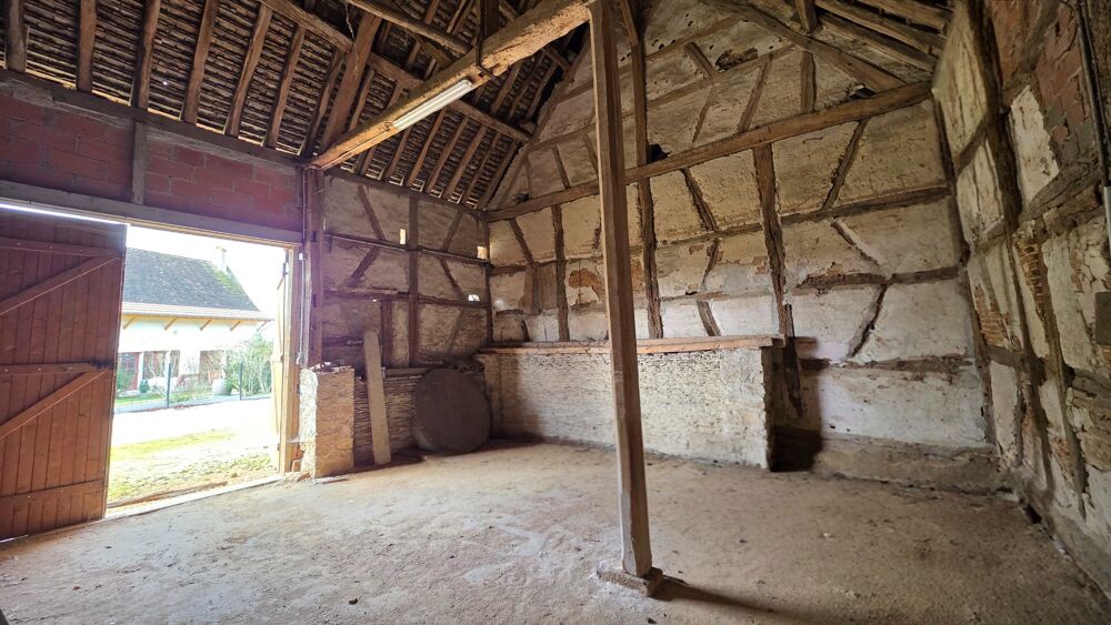 Ensemble immobilier à fort potentiel - Simandre