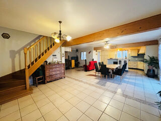  Maison à vendre 8 pièces 185 m²