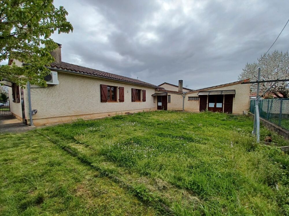 Location Maison Maison T3bis avec jardin et garage Puy l eveque