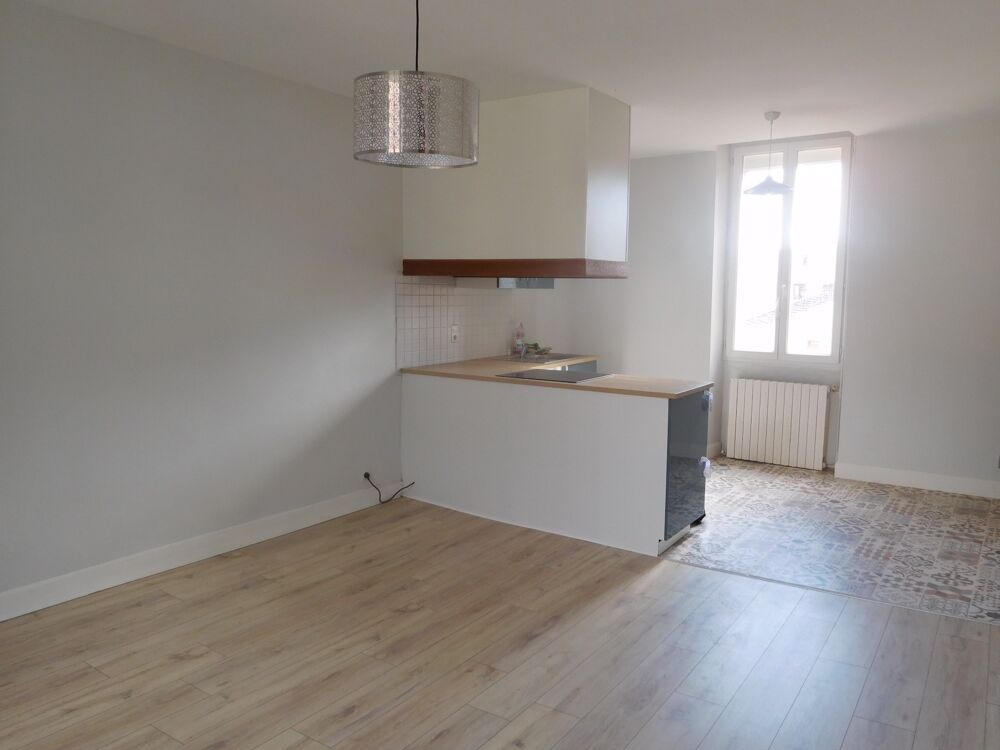 Location Appartement Appartement T3 centre-ville de CAHORS Cahors