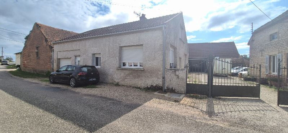 Maison d'habitation avec garage professionnel et dépendances