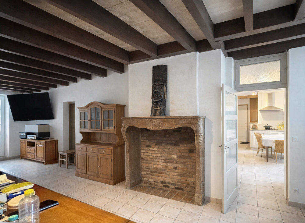 Vente Maison Ancienne ferme de plain-pied avec terrain de 1865 m² Charnay les chalon