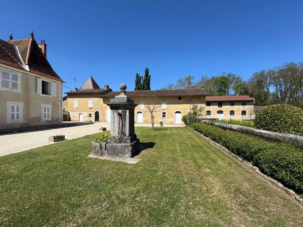 Vente Maison Château du 16 ème Siècles - Parc - Dépendances Bourg en bresse