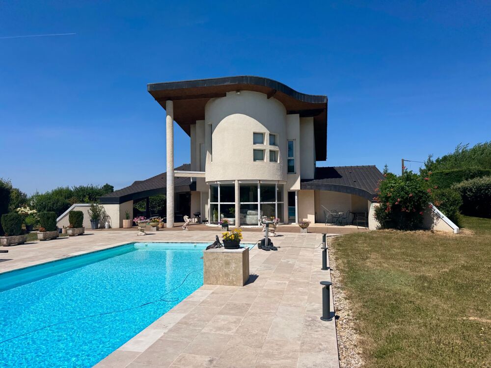 Maison 6 pièces · à Bourg en Bresse · 655 000 €