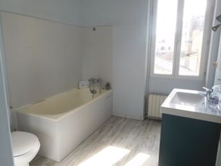  Appartement à louer 3 pièces 64 m²