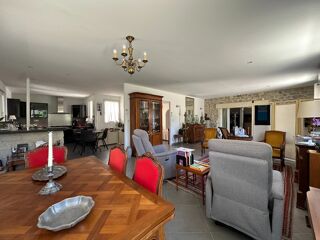  Maison à vendre 6 pièces 183 m²